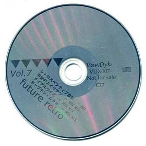 future retro Vol.7封面.jpg